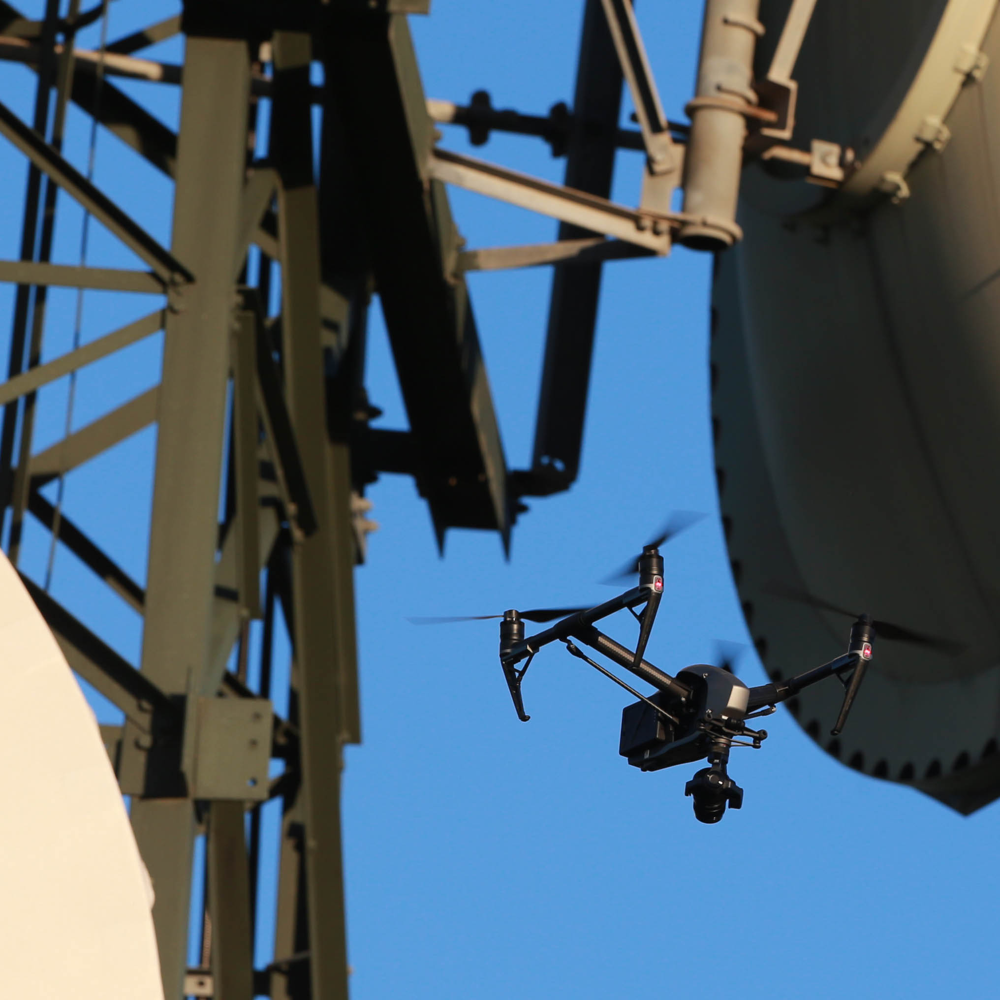 Drone with comms dish